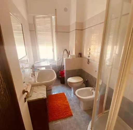 Lovely Flat, Super Connected To The Centre,wifi,4p Appartamento